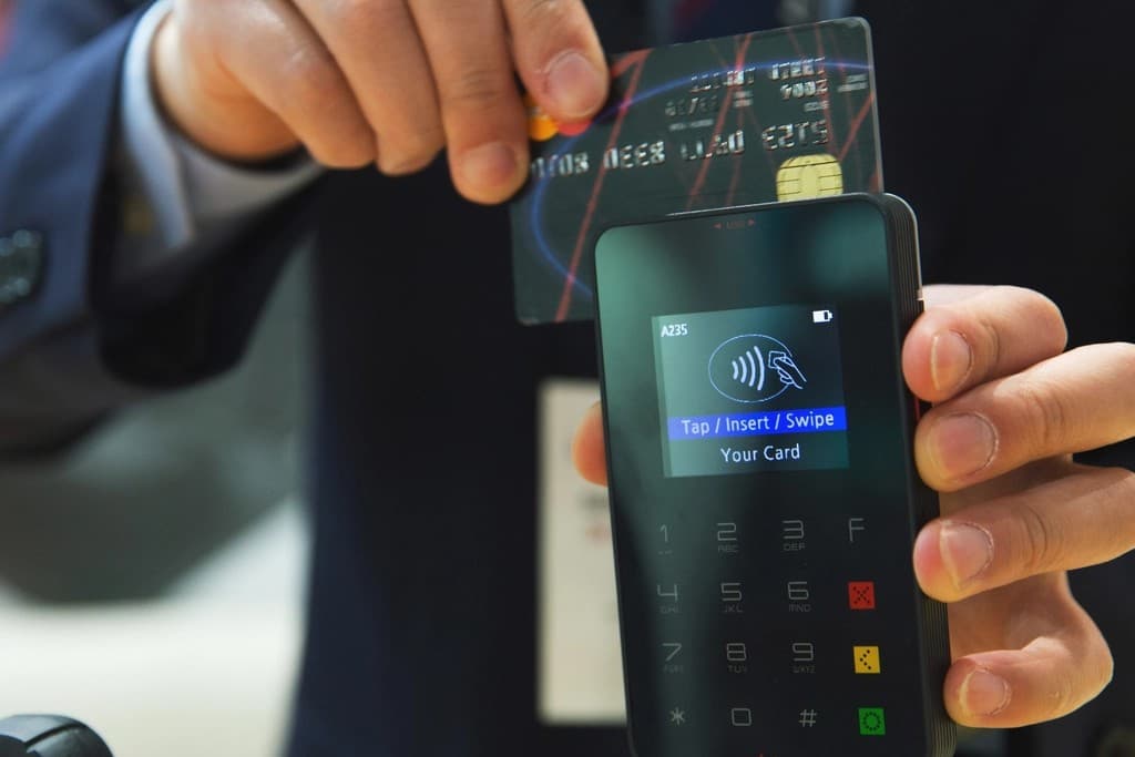 Contactless card payment on a modern POS terminal